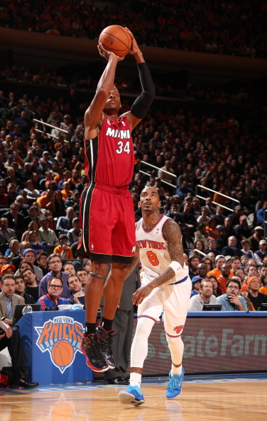 了世人的目 了世人的目